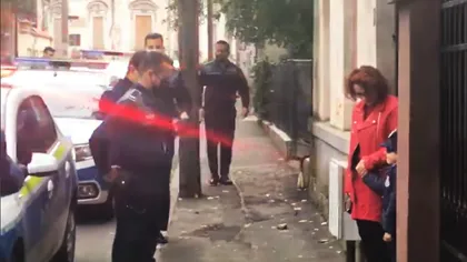 O patrulă de Poliție a descins la casa unui băiețel de 5 ani din Capitală. Gestul impresionant al ofițerilor VIDEO