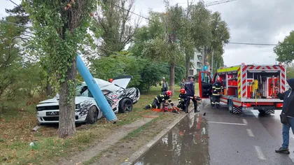 Şoferul care a murit la Mamaia dădea flash-uri în trafic cu puţin înainte de accident. Imagini filmate cu camera de bord VIDEO