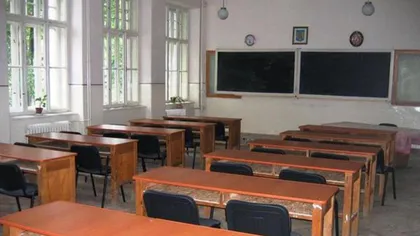 Şcoli închise în Bucureşti de marţi. Şedinţă de urgenţă la Prefectura Capitalei
