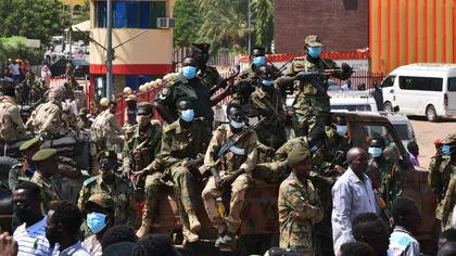 Trei persoane ucise şi 80 rănite în Sudan după ce armata a deschis focul asupra manifestaţiilor împotriva loviturii de stat