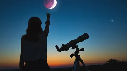 Ce să faci de Eclipsa de lună 19 noiembrie 2021