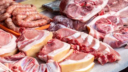 Carnea de porc se scumpește de Sărbători. Cât îi va costa pe români un kilogram, pentru masa de Crăciun