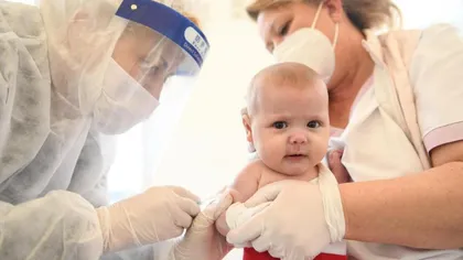 Vaccinarea anti-COVID va fi obligatorie pentru copii. Prima ţară din lume care ia acasă măsură. Mii de români trăiesc acolo