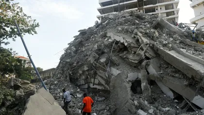 Un bloc de 21 de etaje s-a prăbuşit în Nigeria: 