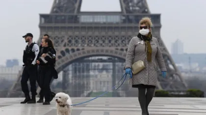 Noi măsuri de restricţie în Franţa, înainte de sărbătorile de iarnă. Masca devine obligatorie şi în aer liber