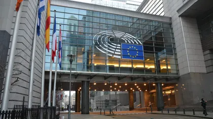 Principalele grupuri politice din Parlamentul European cer îngheţarea PNRR-ului Poloniei