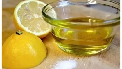 Combină o lingură de ulei de măsline cu zeamă de lămâie, iar rezultatele vor fi spectaculoase. Trucul minune pe care trebuie să-l încerci