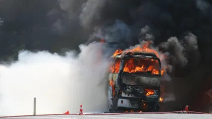 Incendiu într-un autobuz din Bulgaria. Cel puţin 45 de persoane au decedat