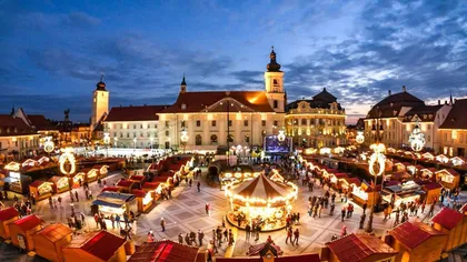 Campanie de vaccinare inedită la Sibiu. Oamenii se pot vaccina în Căsuţa lui Moş Crăciun din Piaţa Mare: ”Repornim Crăciunul prin vaccinare”