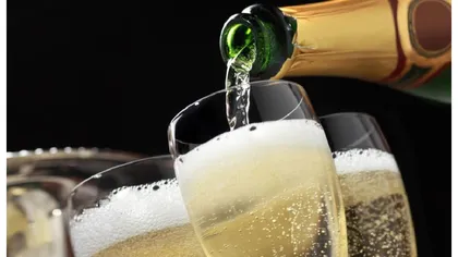 Berea şi vinurile spumante se scumpesc de la 1 ianuarie. Veşti proaste pentru români