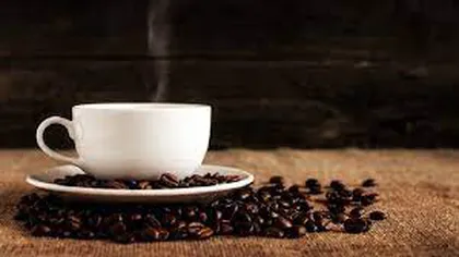 Specialiștii au descoperit că băutorii de cafea trăiesc mai mult. Care este doza zilnică pe care o recomandă