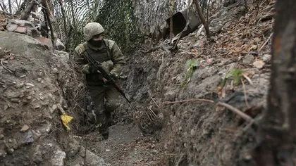 Ucraina, lăsată descoperită în faţa unei posibile invazii a Rusiei. Germania blochează furnizarea de arme prin intermediul NATO, către Kiev