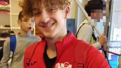 Un tânăr de 17 ani de origine română, campion la înot, a murit de Covid în Italia