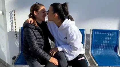 O cunoscută fotbalistă din România a recunoscut că este lesbiană. 