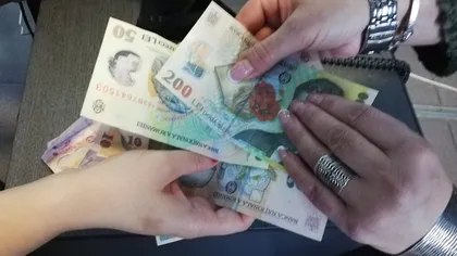 Banii au intrat pe card. Câţi români au primit peste 14.000 de lei în conturi în aceste zile