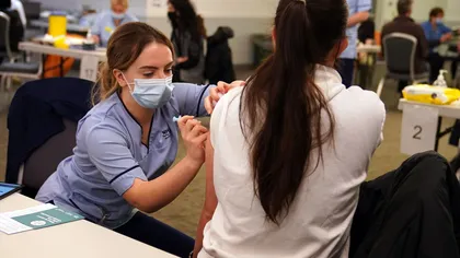 Cea mai recentă decizie a Australiei cu privire la vaccinare: Toţi cetăţenii trebuie să primească şi a treia doză