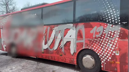 Autocarul echipei UTA Arad, vandalizat la Cluj-Napoca înaintea meciului cu CFR. 