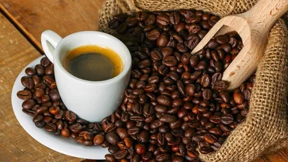 Cum se bea corect cafeaua dimineaţa. Prof. dr. Vlad Ciurnea explică pas cu pas