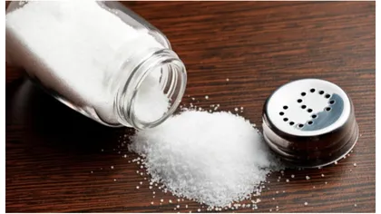 Cele mai tari trucuri cu sare. La ce mai poate fi folosită, în afară de a da gust mâncării