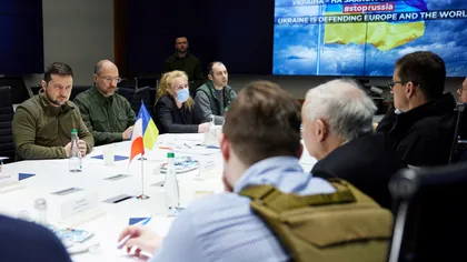 Imaginile momentului. Zelenski a primit trei premieri într-un Kiev bombardat de armata rusă