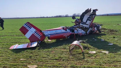 Un avion de acrobație s-a prăbușit în Prahova. Pilotul a decedat