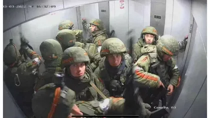 Moment jenant pentru armata lui Vladimir Putin. Zece militari ruşi au rămas blocaţi în liftul unei clădiri din Ucraina