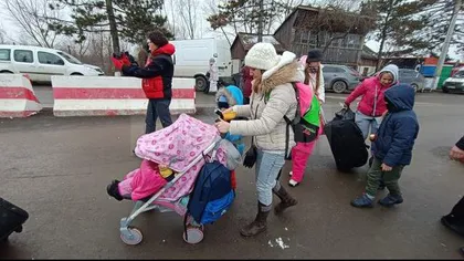 Război în Ucraina. Peste 6.000 de refugiaţi au ajuns luni în România, prin vama Siret