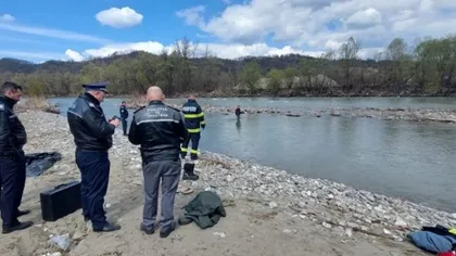 Refugiat ucrainean care a încercat să intre ilegal în România, găsit înecat în râul Tisa