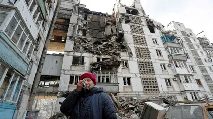 Războiul din Ucraina, ziua 53: Noi explozii la Kiev. Zelenski cere din nou lumii să se pregătească pentru posibilia utilizare de către Rusia a armelor nucleare