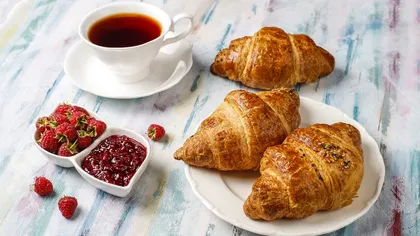 Ce să NU mănânci la micul dejun dacă bei cafea: Alimentul care face diferenţa!