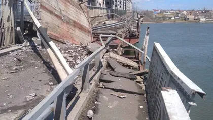 Pod peste Nistru, distrus de rachete. Este principalul pod din apropierea Odesei, momentul exploziei a fost filmat VIDEO