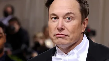 Elon Musk face anunţul momentului. Suspendă temporar achiziţia Twitter, acţiunile companiei se prăbuşesc