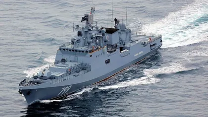 Ruşii au mai pierdut o navă în Marea Neagră, lovită de o rachetă ucraineană. Fregata Amiral Makarov arde lângă Insula Şerpilor