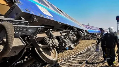 Tren deraiat, cel puţin 17 morţi şi 50 de răniţi FOTO UPDATE