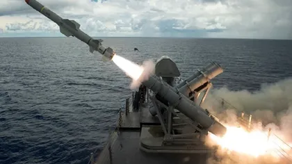 Război în Ucraina. Rachetele Harpoon au lovit un remorcher care transporta soldaţi şi armament pe Insula Şerpilor