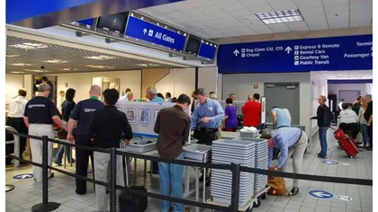 Aeroportul din România unde pasagerii nu mai trebuie să scoată lichidele şi electronicele din bagajul de mână