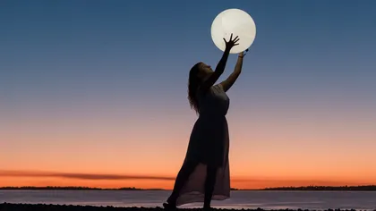 Cea mai intensa Super Luna plina a anului 2022! Ce frici aduce Luna plina in Capricorn din 13 iulie!