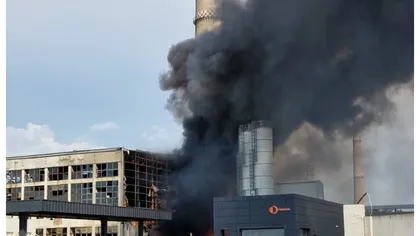 Incendiu puternic la incineratorul de deşeuri periculoase din Prahova. A fost emis RO-ALERT