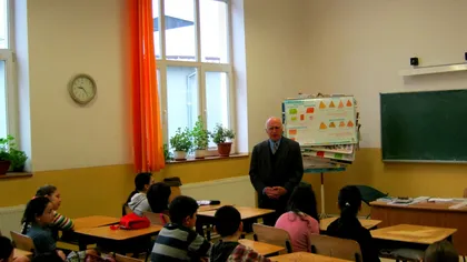 Situaţie îngrijorătoare în învăţământul românesc. Cîmpeanu: 69% din profesori au între 41 şi 61 de ani. Avem nevoie de o schimbare pentru a putea spera la profesori buni