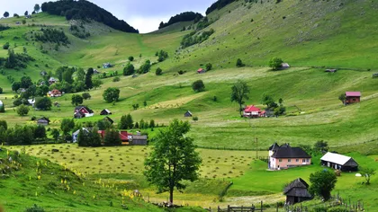 Locurile din România care îţi taie răsuflarea. Unde găseşti cele mai frumoase sate din ţara noastră FOTO