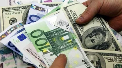 Dolarul american a depăşit valoarea euro în România. Curs valutar BNR la 23 august 2022