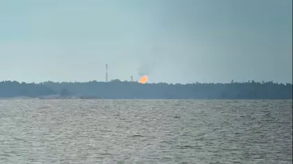 Gigantul rus Gazprom arde gazul destinat exportului către UE. Flăcările imense se văd din Finlanda