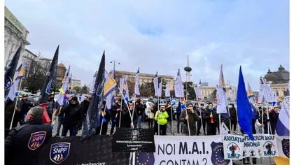 EUROPOL şi Sindicatul Poliţiştilor din Penitenciare, protest în faţa Ministerului Muncii: 
