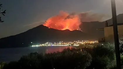 Incendiu violent în Thassos, o insulă plină de turişti români. Autorităţile elene au dispus evacuarea persoanelor din zonă
