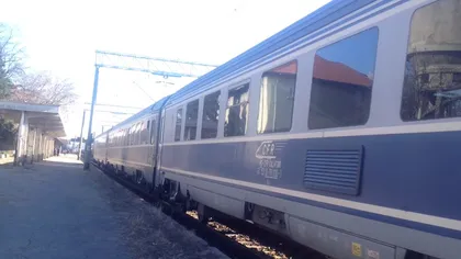 Tren pe ruta Bucureşti - Suceava blocat două ore după ce a lovit mortal un bărbat