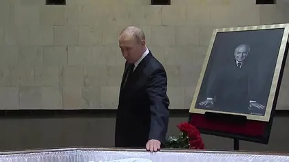 Vladimir Putin, filmat la priveghiul lui Mihail Gorbaciov. 