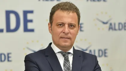 Daniel Olteanu a demisionat de la şefia ALDE şi din partid. 