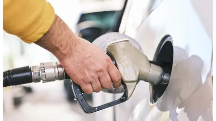 Preţ benzină şi motorină 26 septembrie 2022. Carburanţii continuă să se ieftinească, veşti bune pentru şoferi
