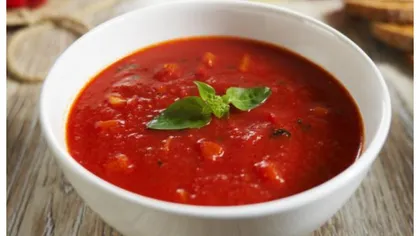 Reţeta de supă de roşii a lui Radu Anton Roman. Ce să pui în ea ca să-ţi iasă delicioasă. Secretul celebrului bucătar