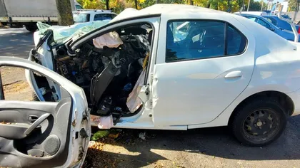 VIDEO spectaculos: Cât de sigur este un Logan în cazul unui accident frontal la 155 de km/h